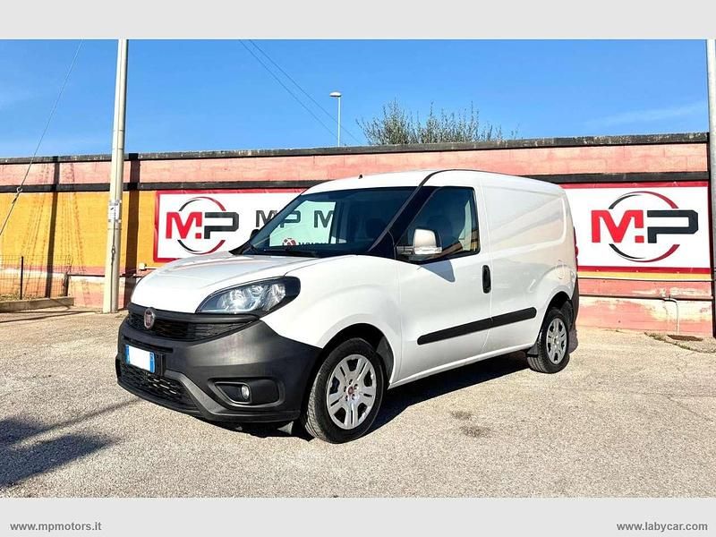 Bianco Usata 2021 Fiat Doblò Lounge Monovolume | 11.900 € (Buon prezzo) - Immagine 1/4