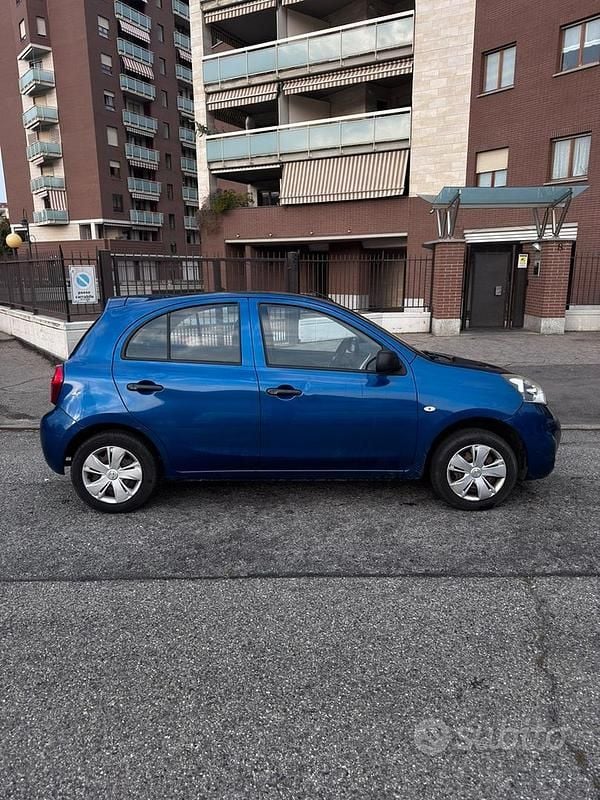 Usata Nissan Micra 80 CV (58 kW) 2016 Blu Berlina
