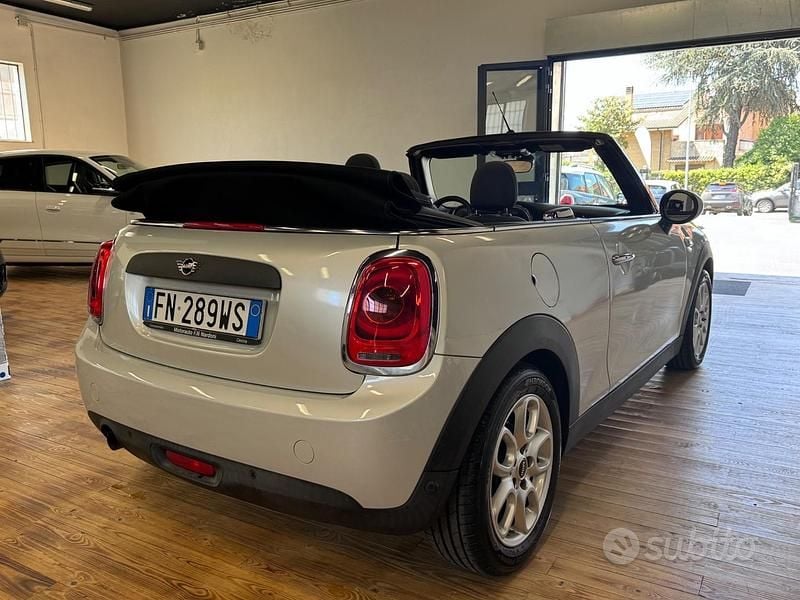 Usata Mini Cooper Cabriolet 102 CV (75 kW) 2018 Grigio Cabrio