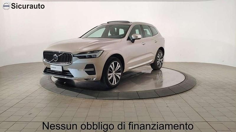 Usata Volvo XC60 Ultimate 197 CV (144 kW) 2023 Bright dusk metallizzato SUV