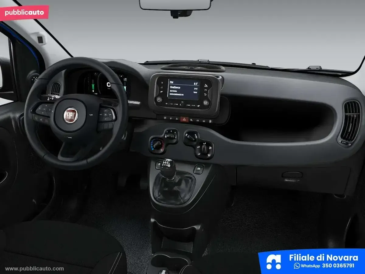 Nuova Fiat Panda Icon 65 CV (47 kW) 2026 Rosso Utilitaria