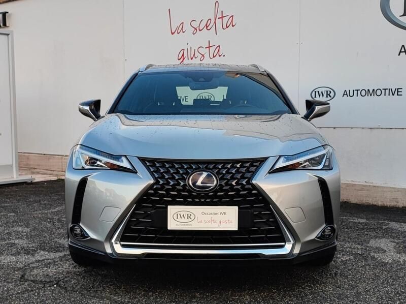 Usata Lexus UX 250h Executive Line 152 CV (111 kW) 2019 Marrone SUV