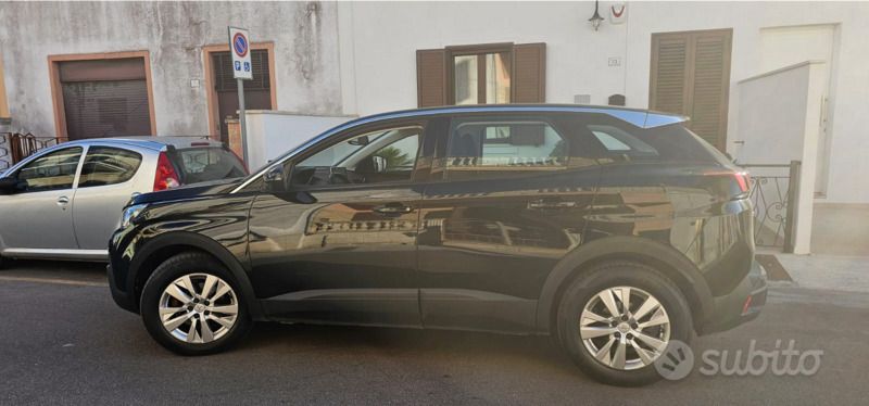 Usata Peugeot 3008 120 CV (88 kW) 2017 Nero SUV