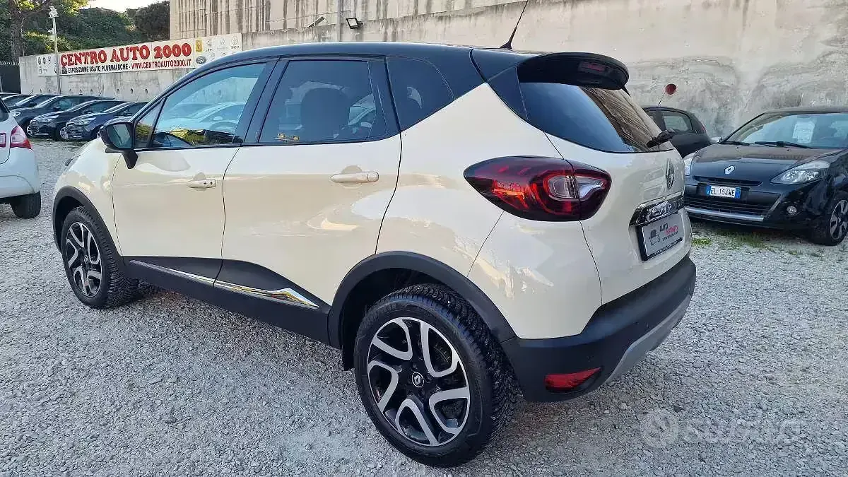 Usata Renault Captur 90 CV (66 kW) 2017 SUV