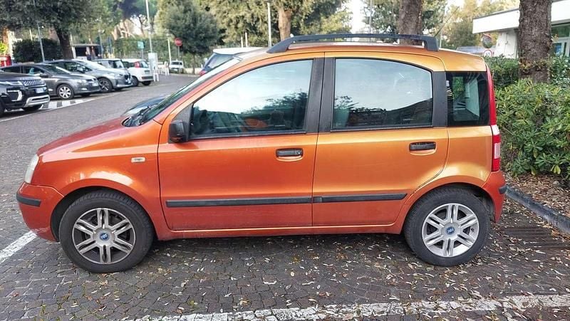 Usata Fiat Panda Emotion 60 CV (44 kW) 2007 Arancione Utilitaria