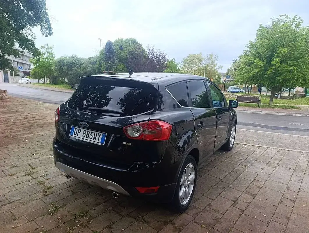 Usata Ford Kuga Titanium 136 CV (100 kW) 2008 Nero SUV