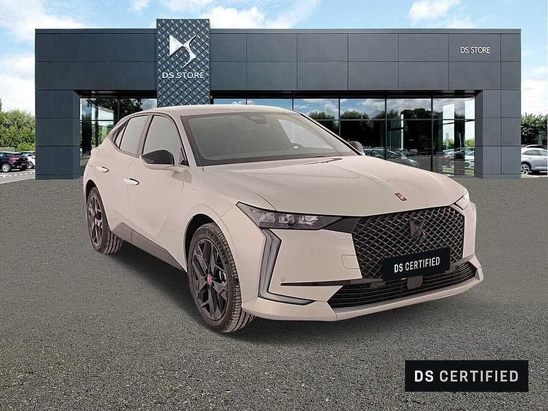 Usado DS Automobiles DS4 Performance 179 CV (131 kW) 2024 Gris Berlina