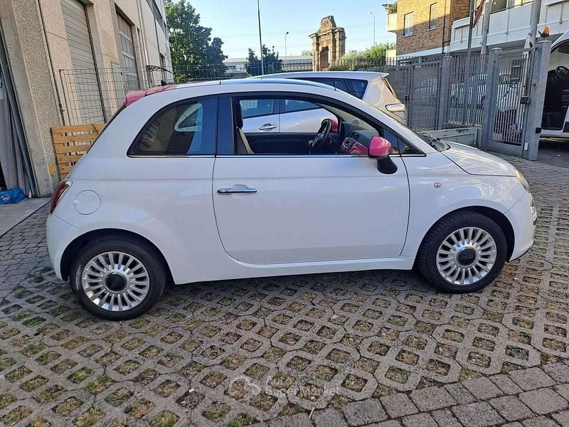 Usata Fiat 500 Lounge 69 CV (50 kW) 2011 Bianco Utilitaria