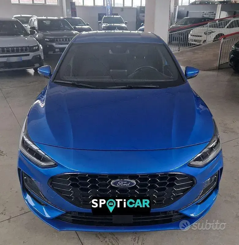Usata Ford Focus ST-Line 125 CV (91 kW) 2023 Bluazzurro Berlina