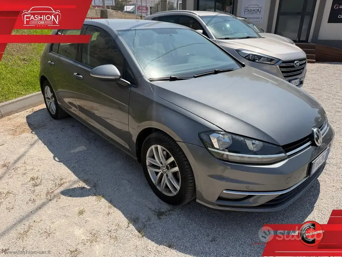 Usata VW Golf VII Sport 116 CV (85 kW) 2018 Grigio Berlina