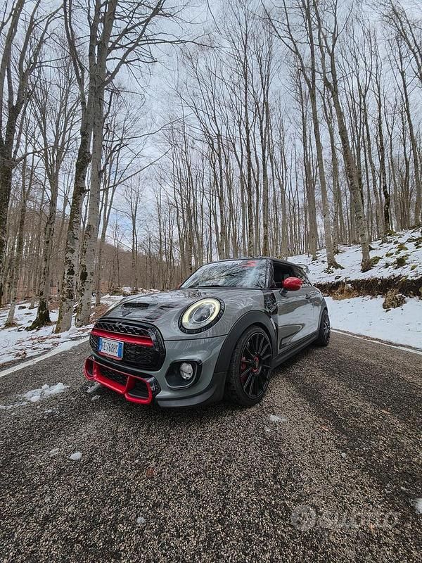 Usata Mini Cooper 192 CV (141 kW) 2016 Grigio Utilitaria