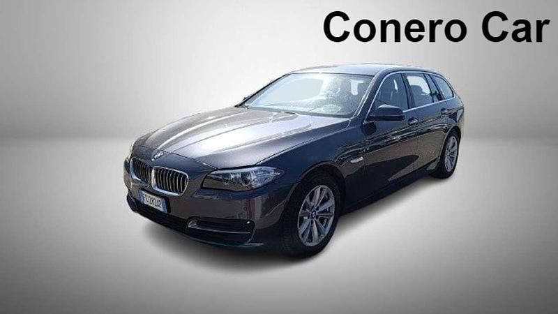 Usata BMW 518 150 CV (110 kW) 2016 Grigio Station wagon