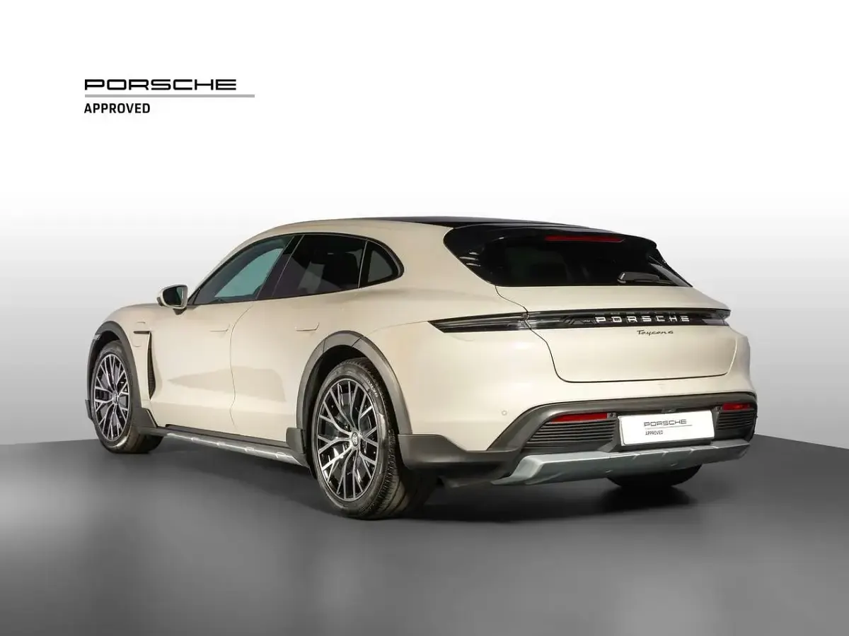 Usata Porsche Taycan 4 Cross Turismo Cross Turismo 139 kW (190 CV) 2022 Gesso Station wagon