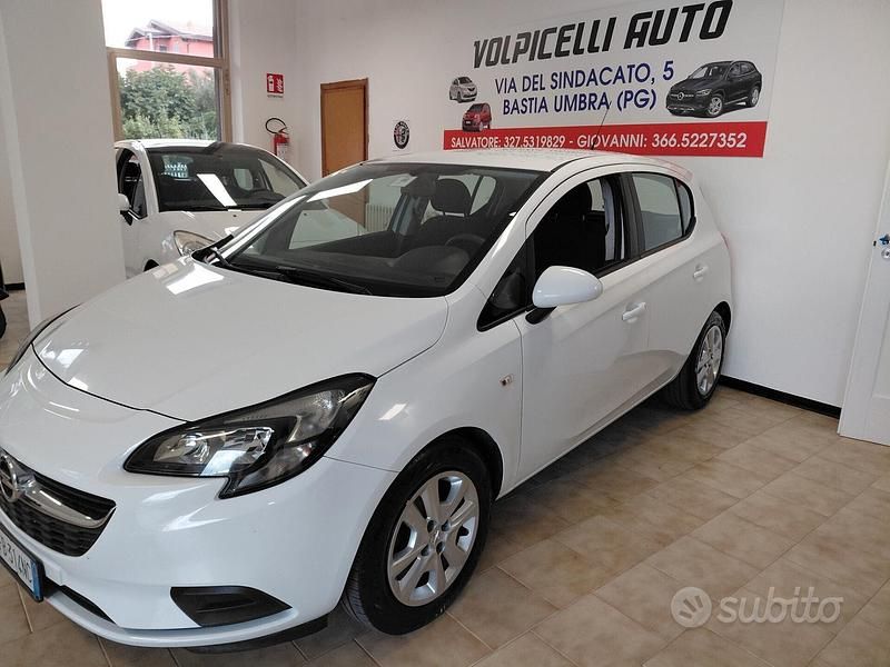 Usata Opel Corsa 90 CV (66 kW) 2015 Bianco Berlina