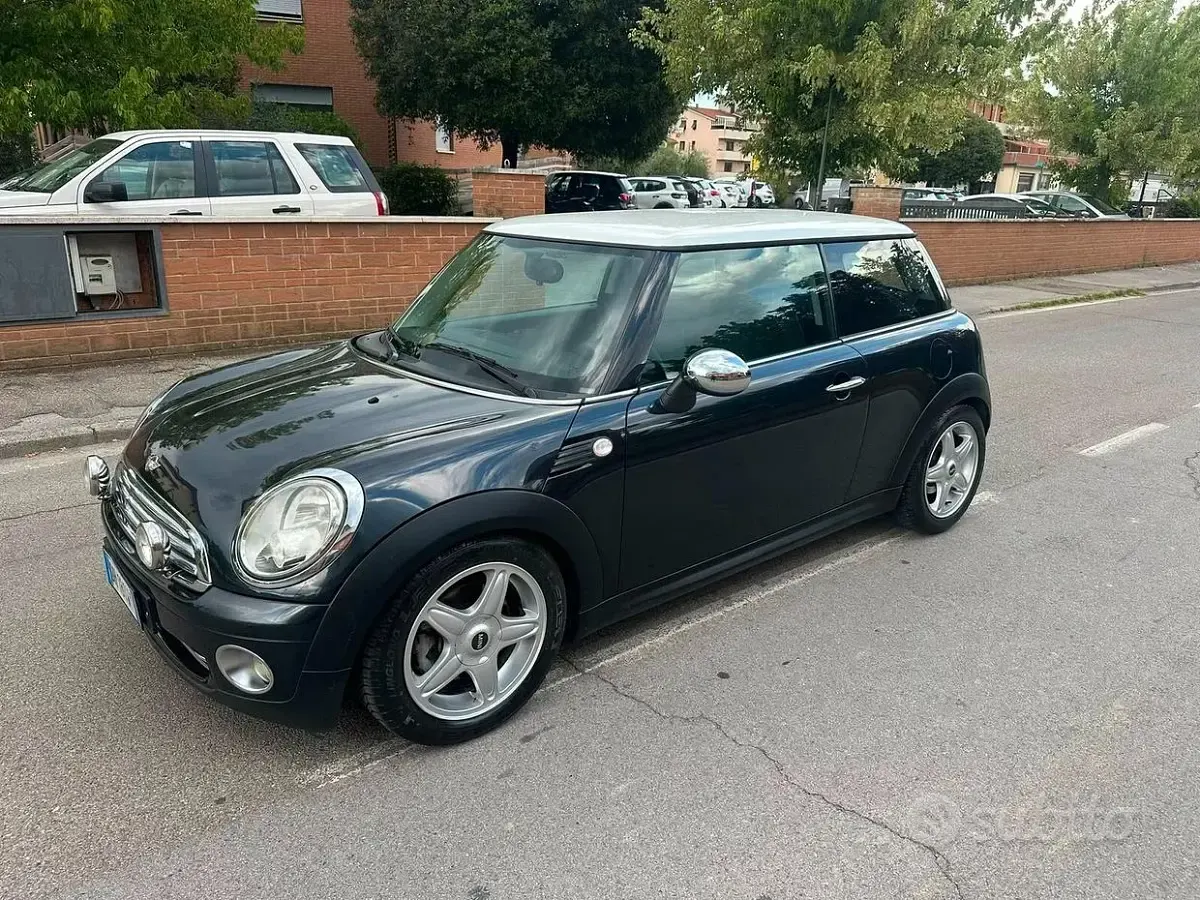 Usata Mini ONE 95 CV (69 kW) 2007 Nero Utilitaria