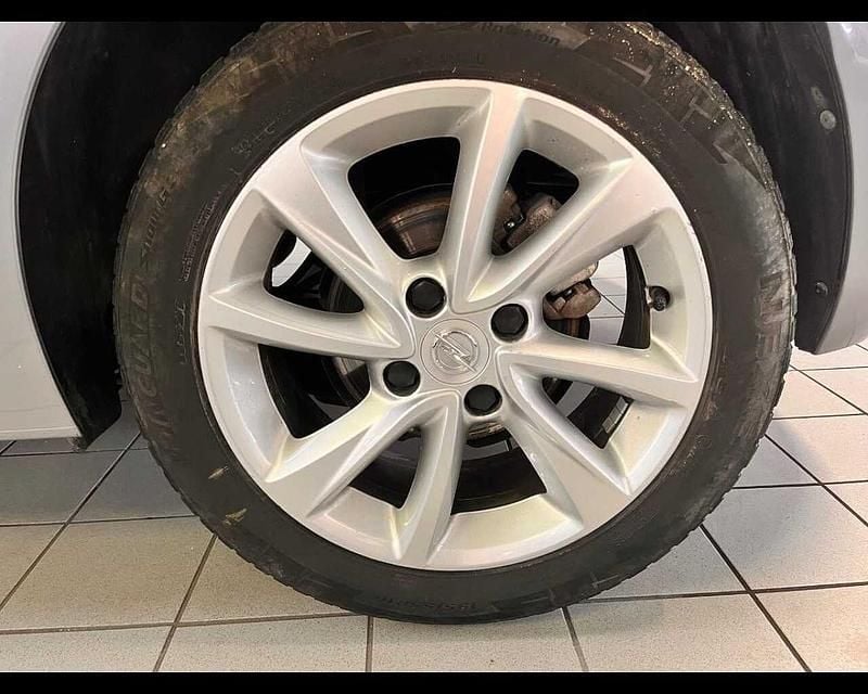 Usata Opel Corsa Elegance 101 CV (74 kW) 2021 Grigio Utilitaria