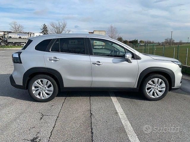 Usata Suzuki SX4 S-Cross 129 CV (94 kW) 2024 Grigio SUV
