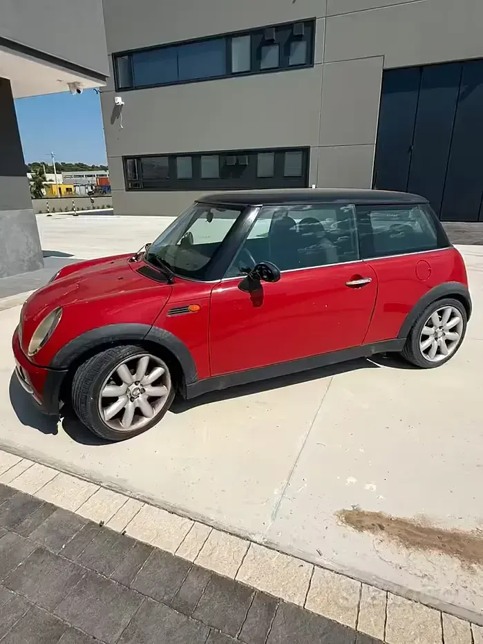Usata Mini Cooper 2004 Rosso Utilitaria