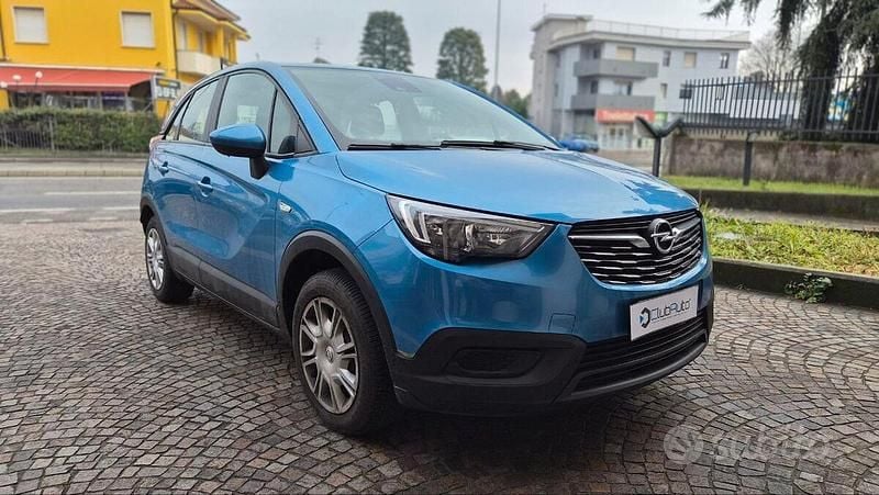 Usata Opel Crossland X 83 CV (61 kW) 2019 Blu/azzurro SUV