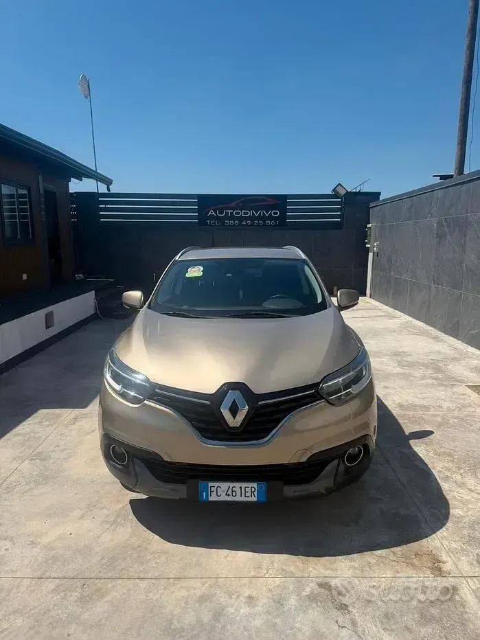 Second-hand Renault Kadjar Intens 131 CP (96 kW) 2016 Galben SUV