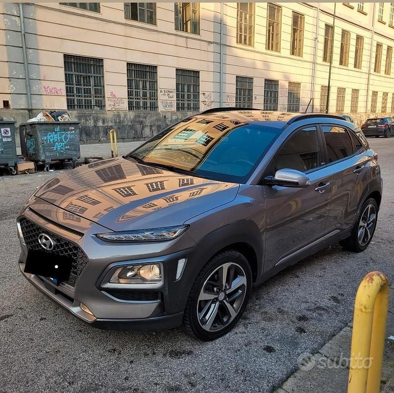 Usata Hyundai Kona Xpossible 120 CV (88 kW) 2018 Grigio SUV