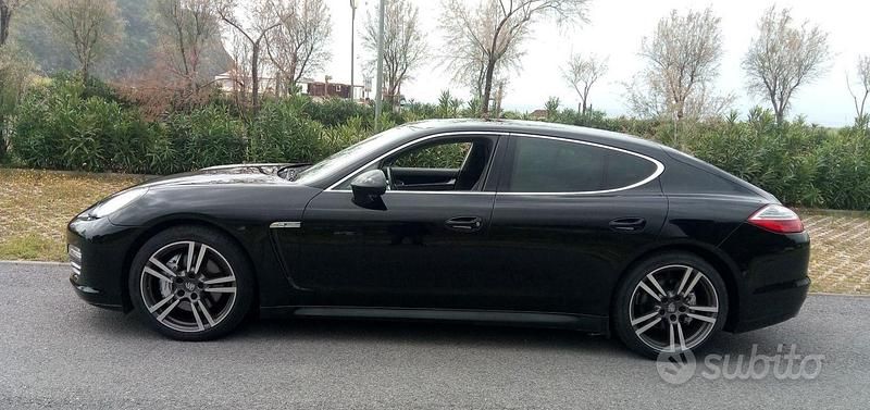Usata Porsche Panamera 400 CV (294 kW) 2011 Nero Berlina