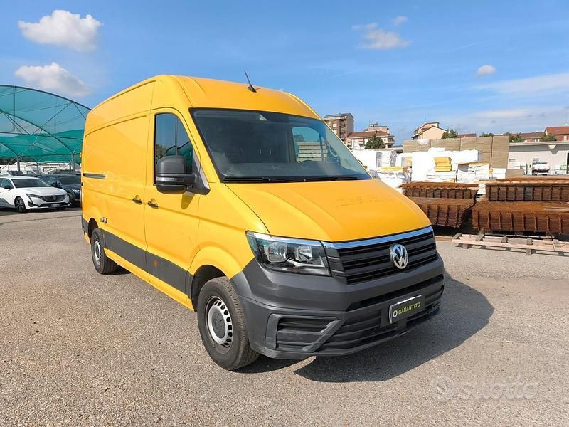 Usado VW Crafter 140 CV (102 kW) 2020 Amarillo Van