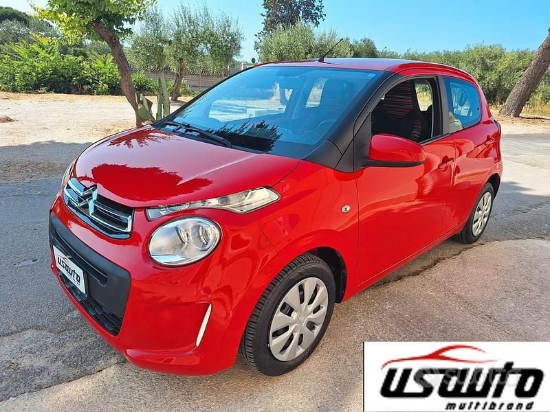 Rosso Usata 2015 Citroën C1 Feel Due volumi | 7500 € (Buon prezzo) - Immagine 1/4