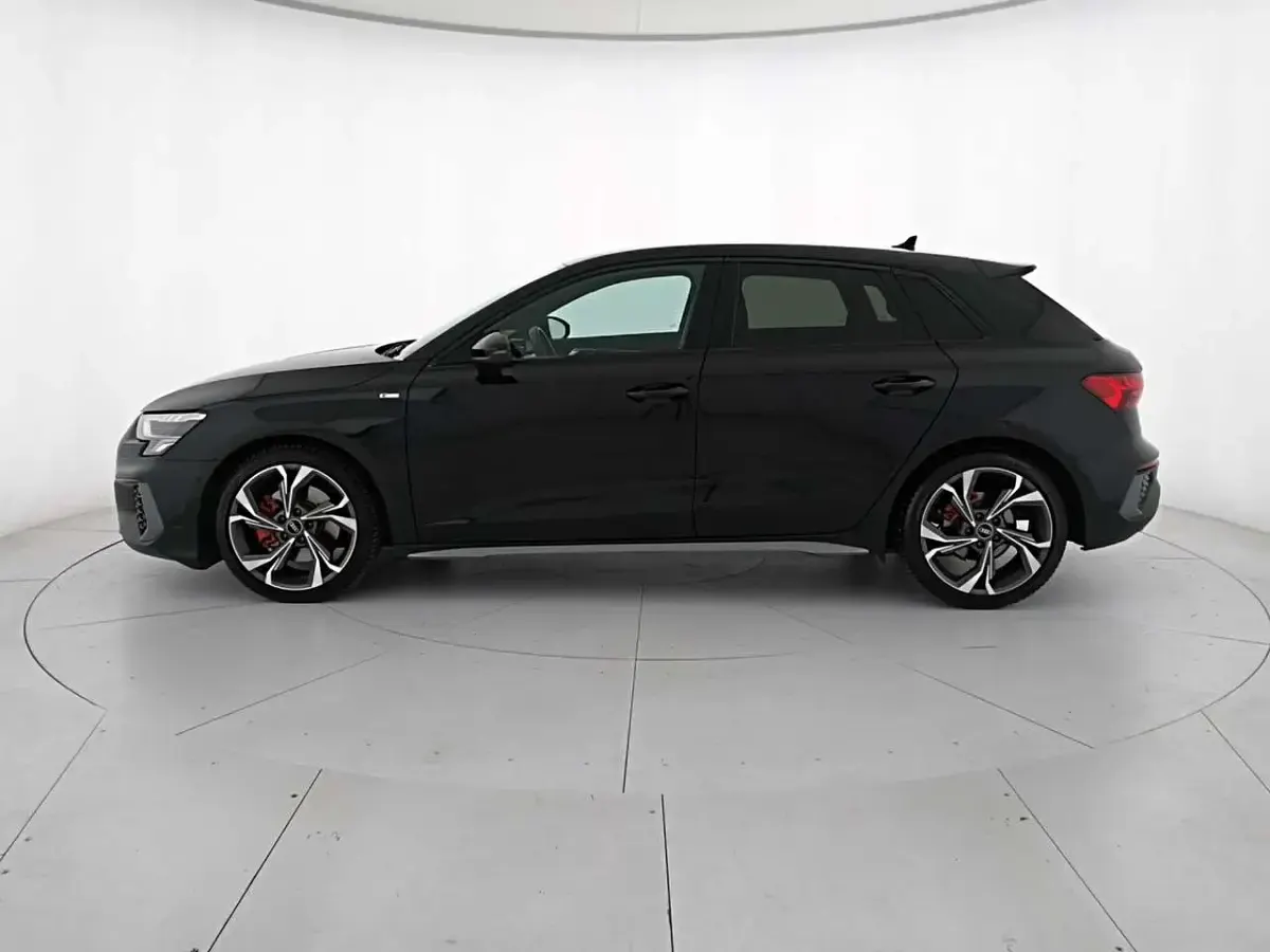 Usata Audi A3 S-Line 116 CV (85 kW) 2021 Nero Berlina