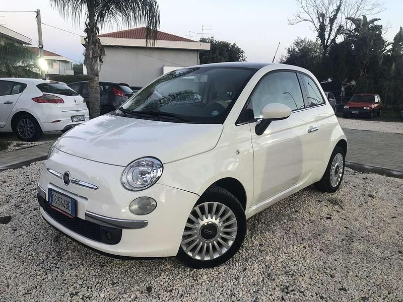 Usata Fiat 500 Lounge 69 CV (50 kW) 2007 Bianco Utilitaria