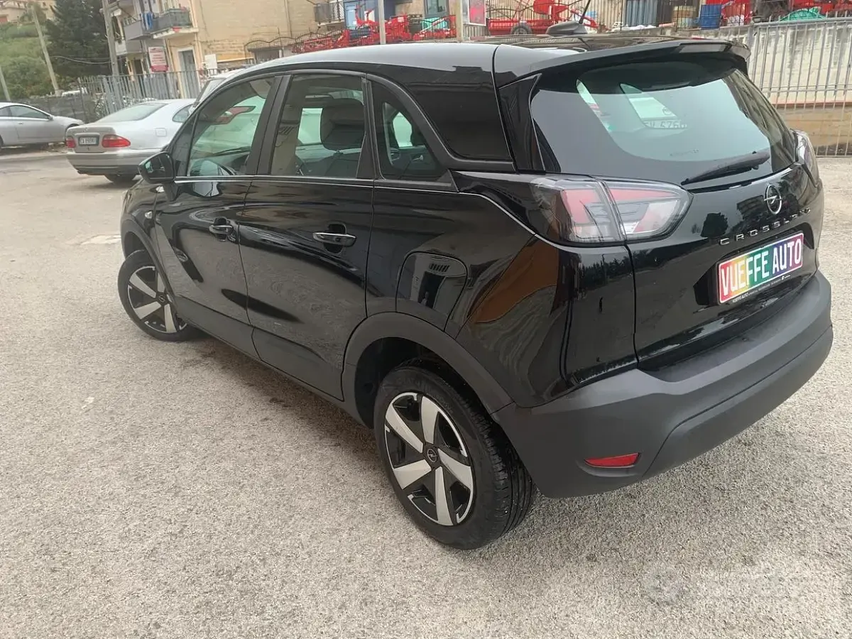 Usata Opel Crossland X 120 CV (88 kW) 2021 Nero SUV