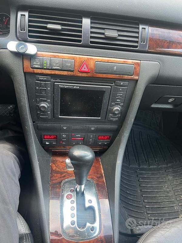 Usata Audi A6 Allroad 180 CV (132 kW) 2003 Grigio Station wagon