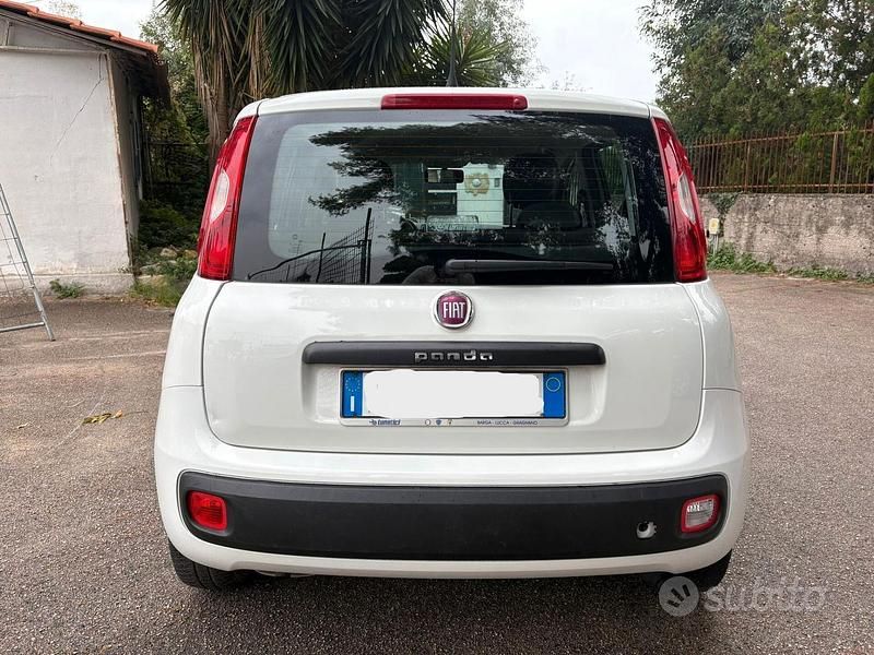 Usata Fiat Panda Lounge 69 CV (50 kW) 2016 Bianco Berlina