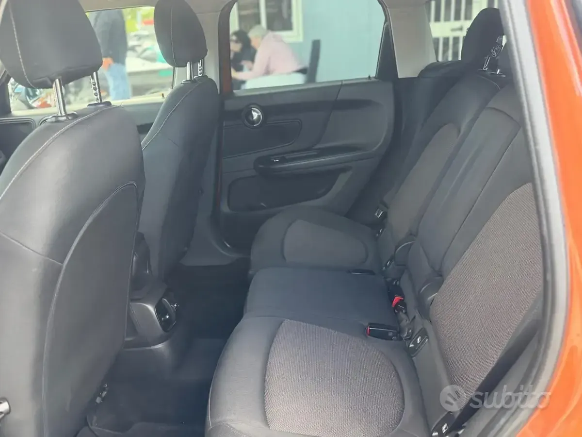 Usata Mini Cooper D Countryman Hype 150 CV (110 kW) 2017 Arancione SUV