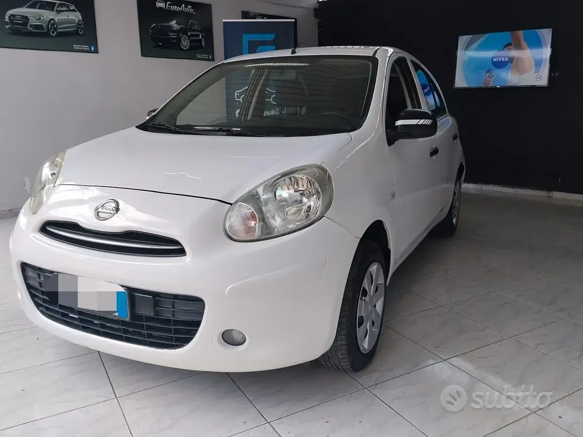 Usata Nissan Micra 80 CV (58 kW) 2012 Bianco Utilitaria