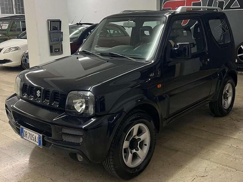 Second-hand Suzuki Jimny 86 CP (63 kW) 2008 Negru SUV