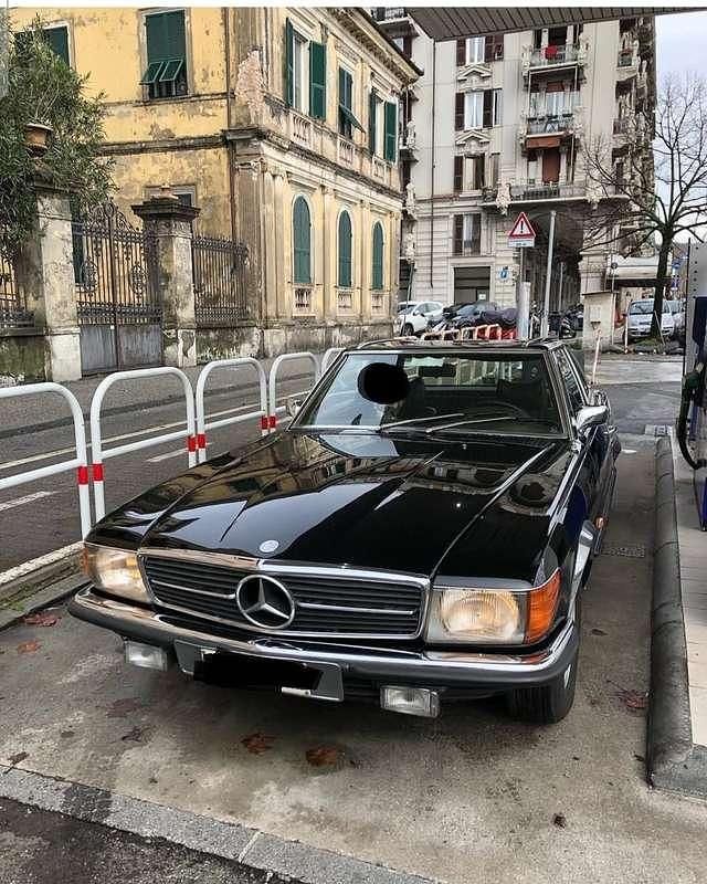 Usata Mercedes SL350 194 CV (142 kW) 1990 Nero Cabrio