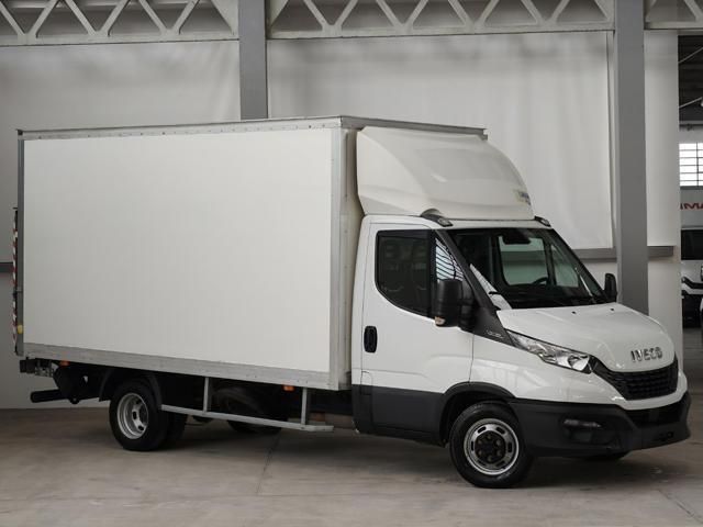 Bianco Usata 2020 Iveco Daily Cabrio | 24.990 € (Buon prezzo) - Immagine 1/4