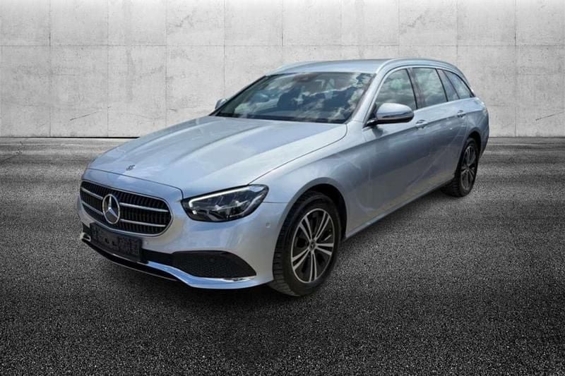 Argento Usata 2021 Mercedes E220 Business Station wagon | 36.950 € (Buon prezzo) - Immagine 1/4