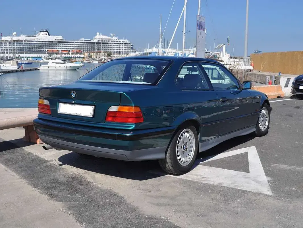Usata BMW 320 150 CV (110 kW) 1993 Verde Coupé