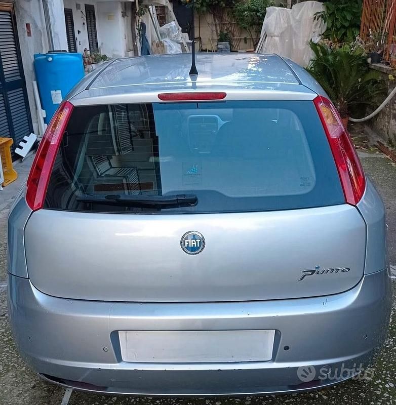 Usata Fiat Grande Punto 2005 Grigio Utilitaria