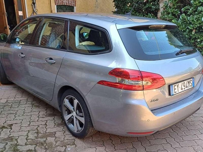 Usata Peugeot 308 Allure 131 CV (96 kW) 2015 Argento Station wagon