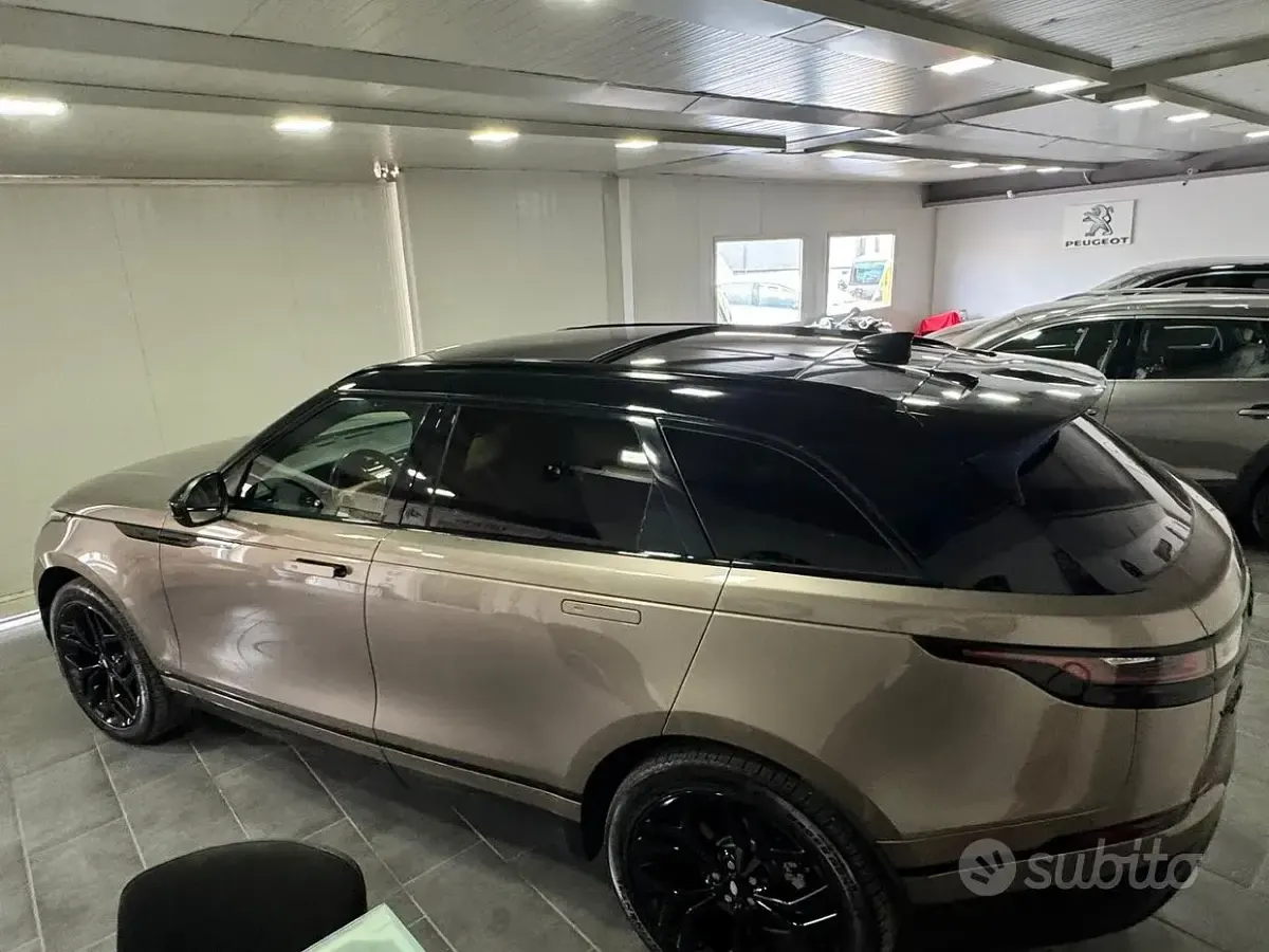 Second-hand Land Rover Range Rover Velar SE 300 CP (220 kW) 2017 Maro SUV
