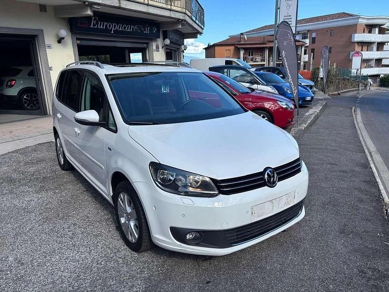 Bianco Usata 2013 VW Touran Highline Monovolume | 9900 € (Buon prezzo) - Immagine 1/4
