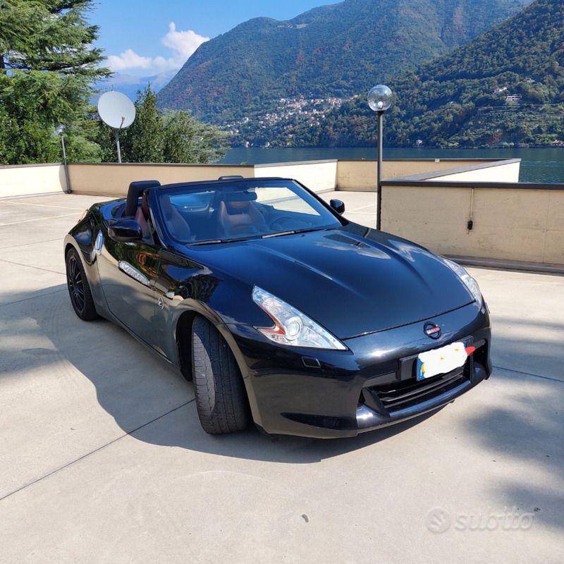 Usata 2011 Nissan 370Z Cabrio | 28.000 € - Immagine 1/2