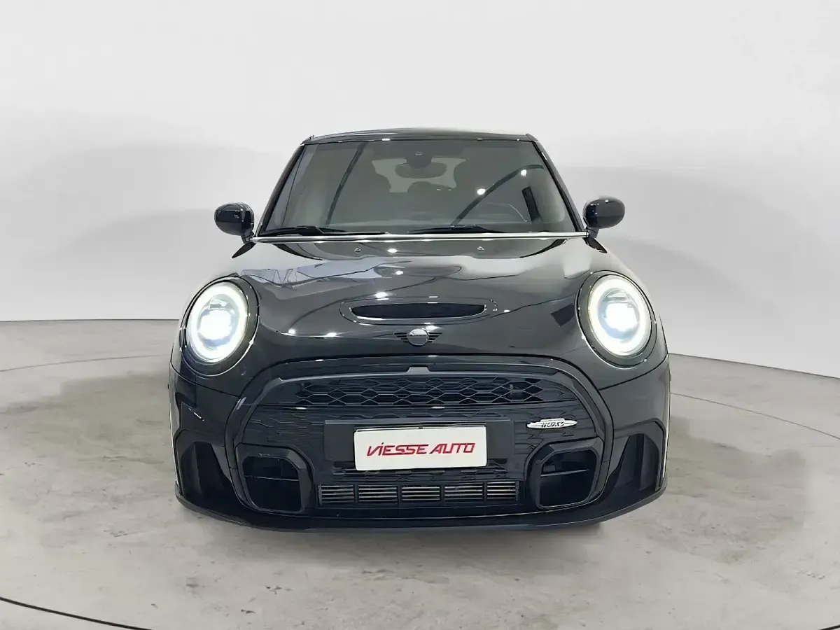 Usata Mini John Cooper Works 178 CV (130 kW) 2021 Nero Utilitaria
