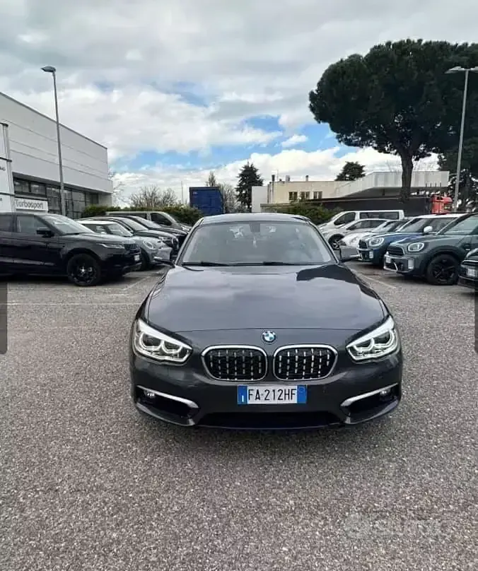 Usata BMW 116 116 CV (85 kW) 2015 Grigio Utilitaria