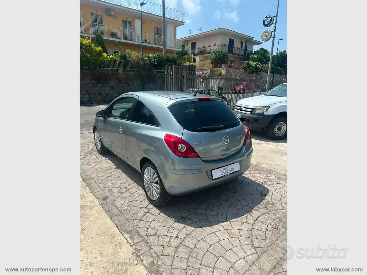 Usata Opel Corsa 85 CV (62 kW) 2014 Nero Utilitaria