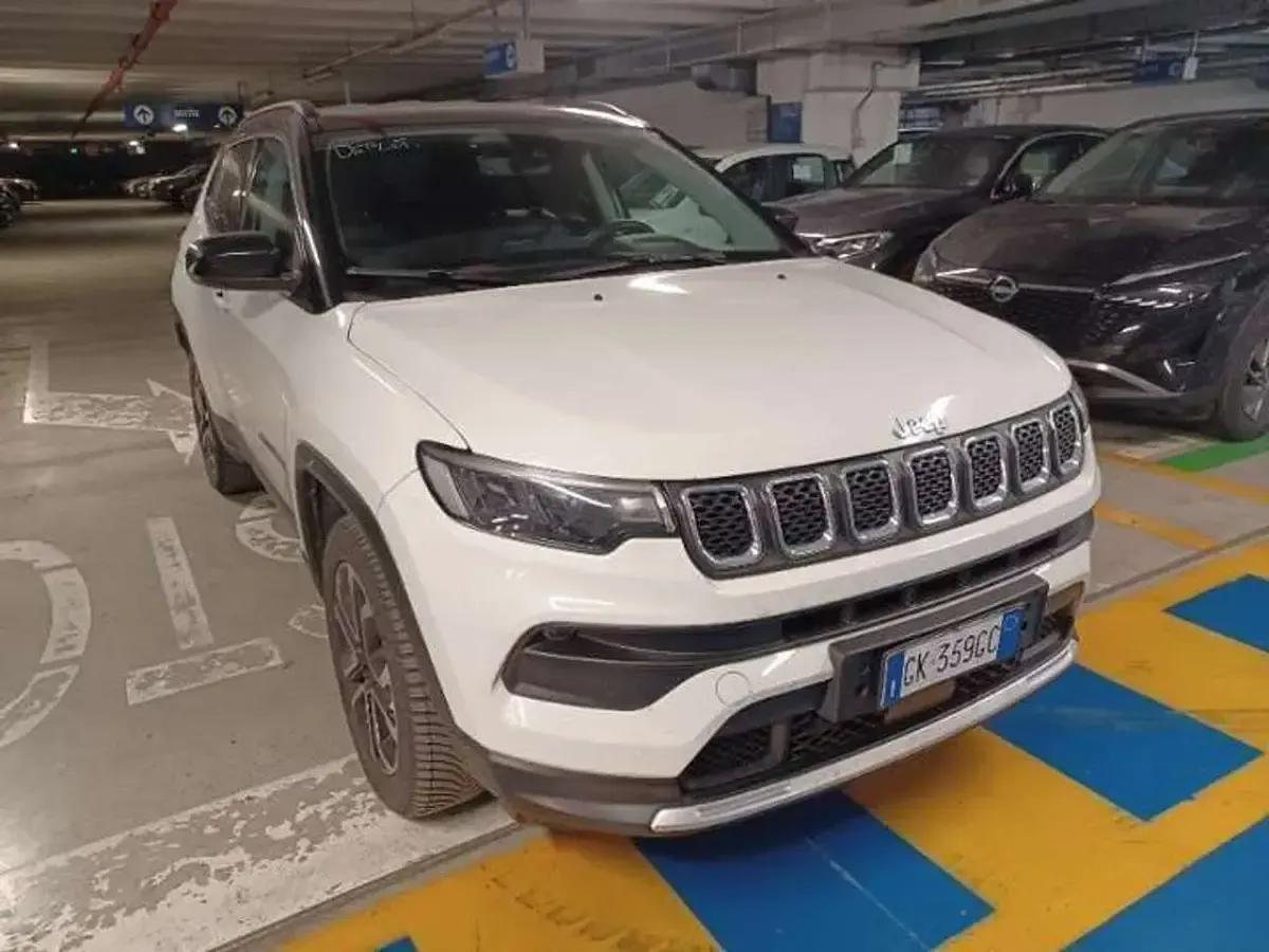 Usata Jeep Compass Limited 131 CV (96 kW) 2022 Argento SUV
