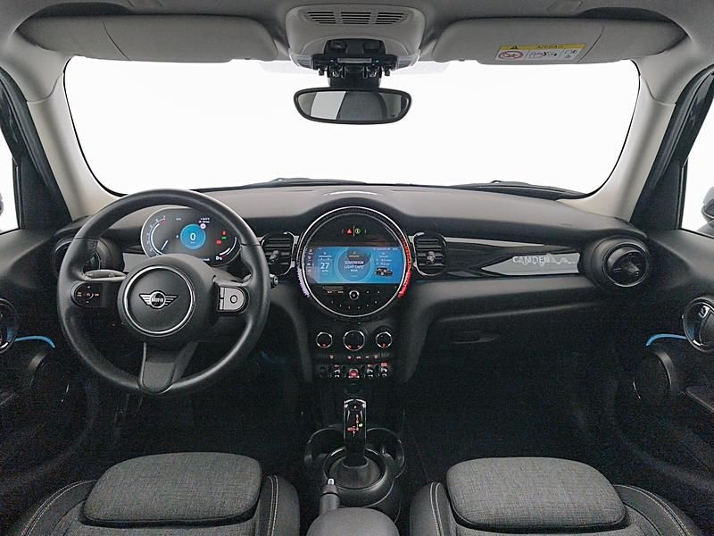 Usado Mini Cooper 136 HP (100 kW) 2023 Preto Citadino